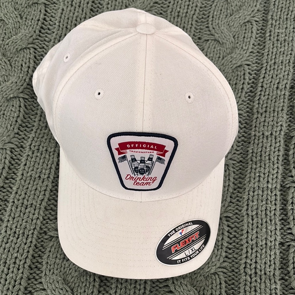 NWT Travis Mathew hat